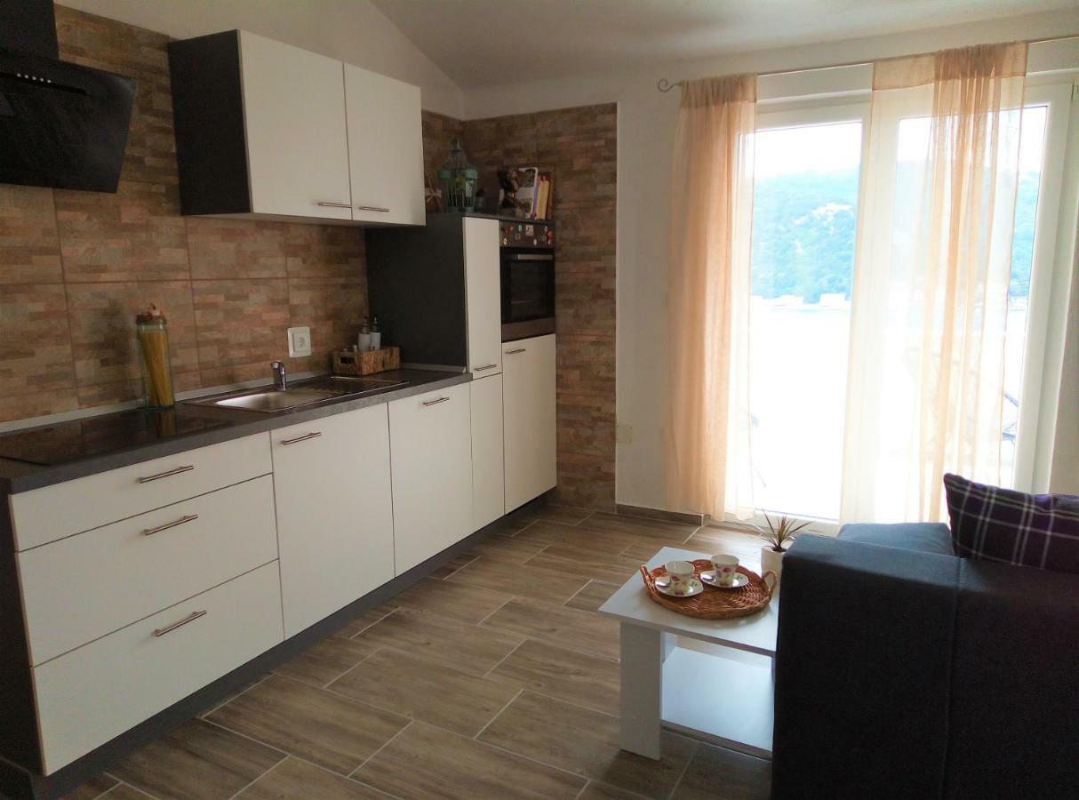 Apartments Kurelja Lastovo Extérieur photo