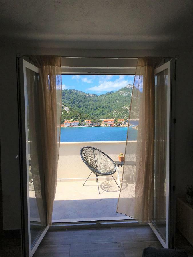 Apartments Kurelja Lastovo Extérieur photo